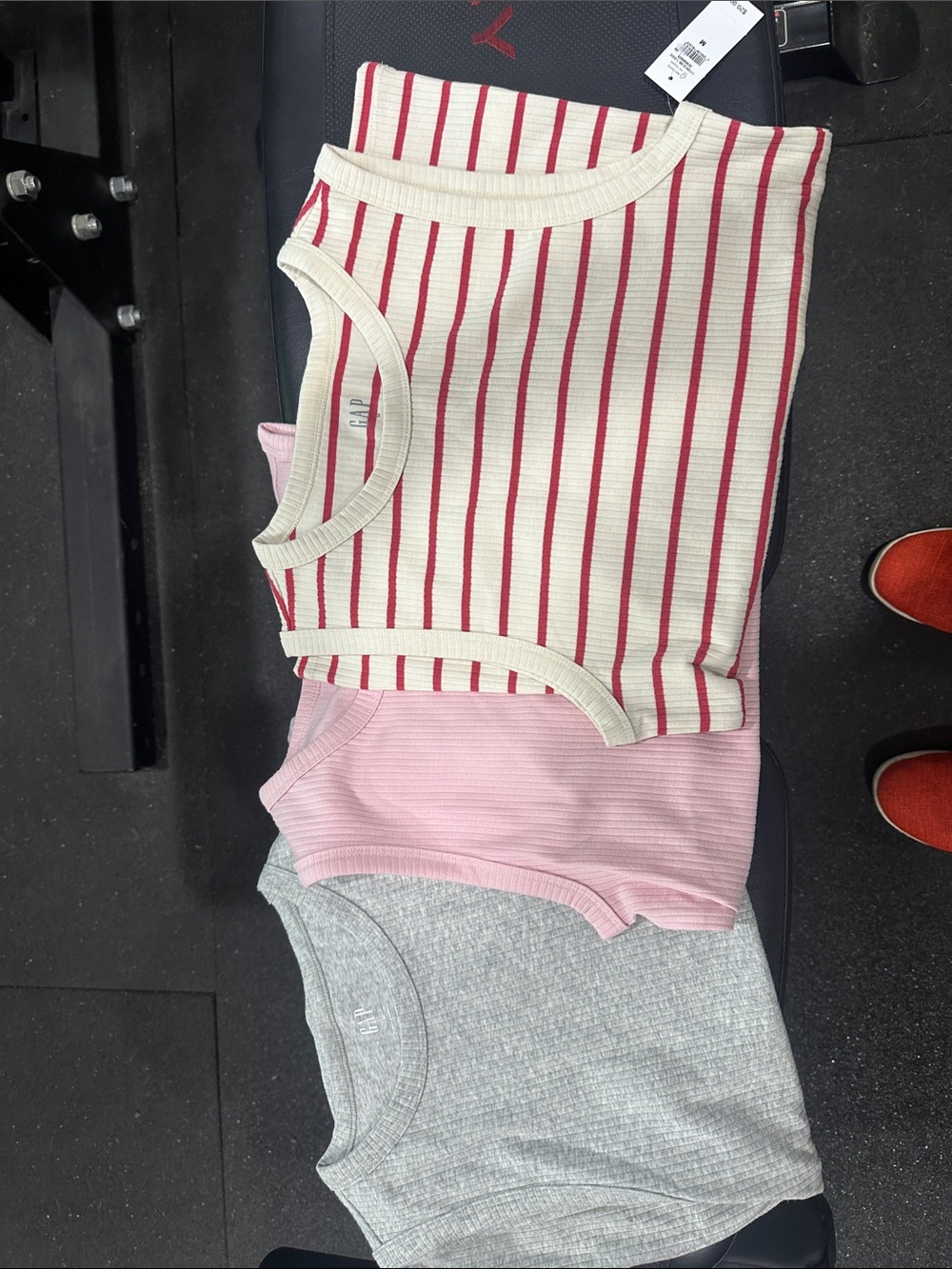 GAP sleeveless ribbed shell tank bundle all size medium NWT